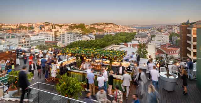 SEEN Sky Bar