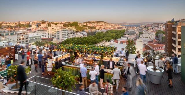 SEEN Sky Bar - image 3
