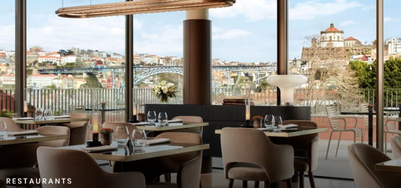 São Luiz venue in Tivoli Kopke Porto Gaia with scenic backdrop for executive dinners and networking.
