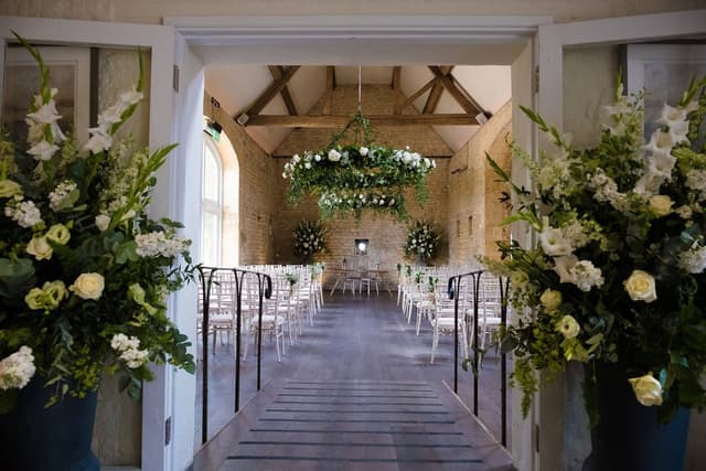 Lapstone Barn