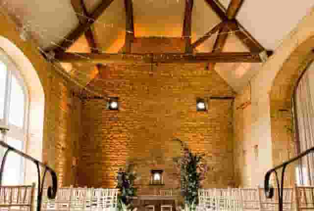 Lapstone Barn