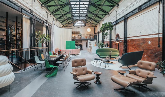 Industrial-chic venue in Chelsea for corporate workshops and brand activations.