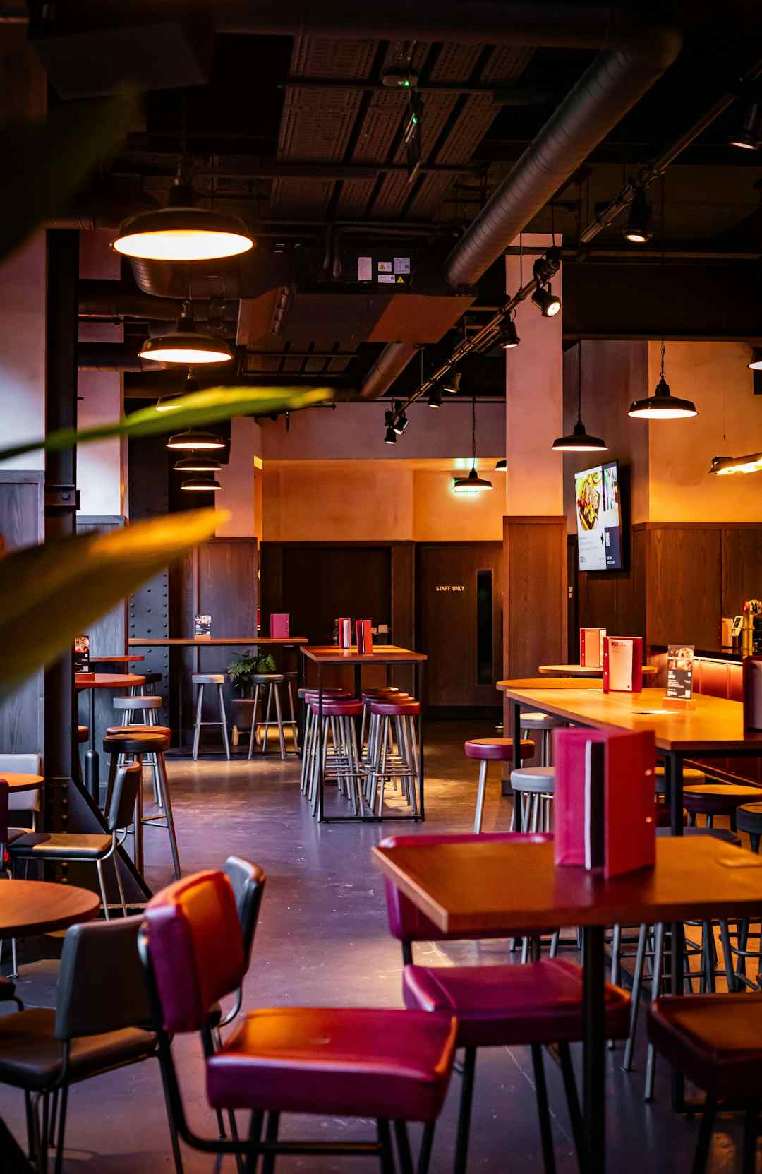 The Snug at BOXHALL City: High-top networking space for corporate mixers and events.