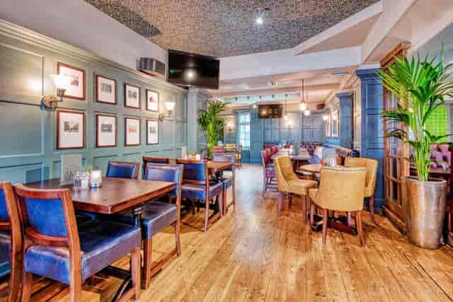 The Snug at BOXHALL City: modular seating for networking events and corporate mixers.