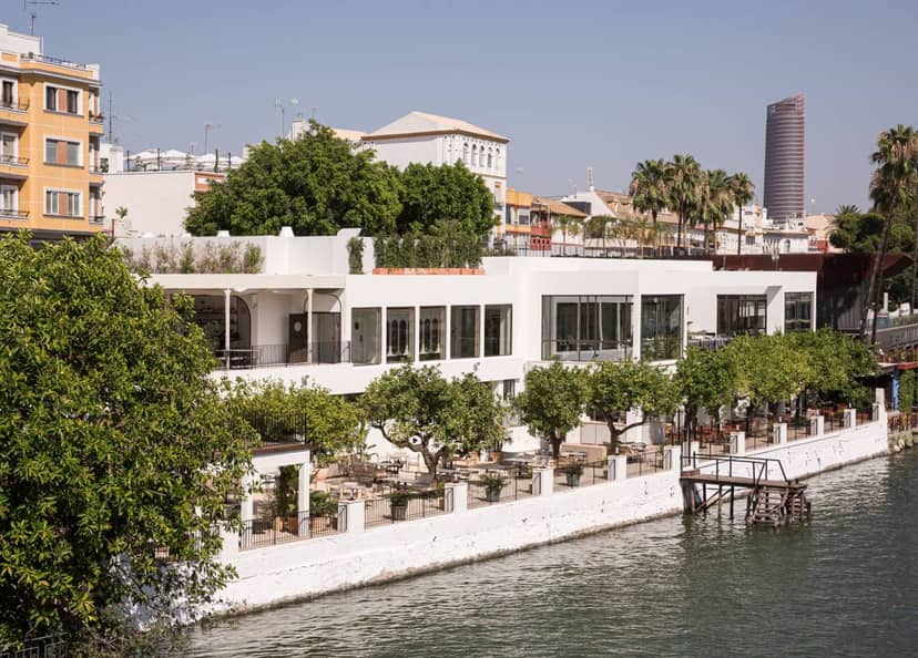 Riverside Terraza Seville venue for upscale corporate receptions and incentive events.