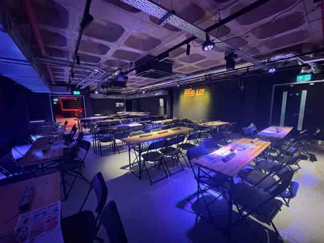 Big Belly Bar and Comedy Club - image 2