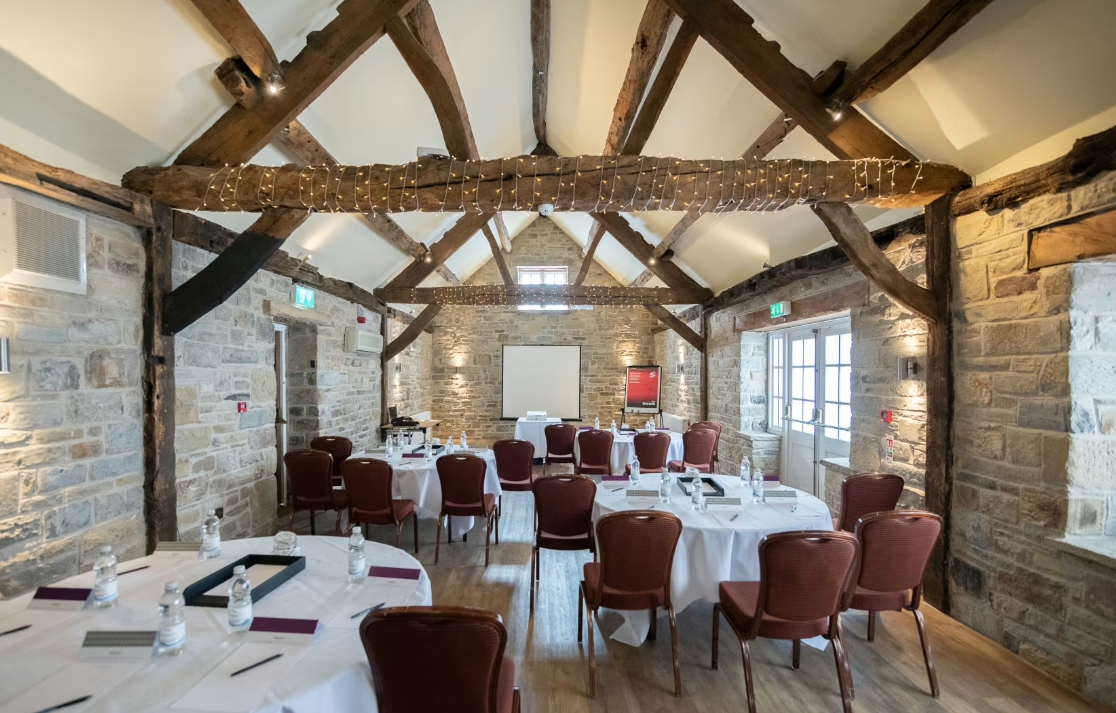 Mercure Barnsley Tankersley Manor Hotel & Spa - image 1