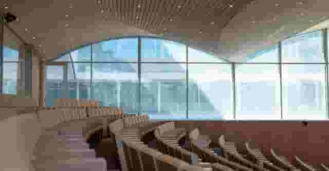 IESE Business School