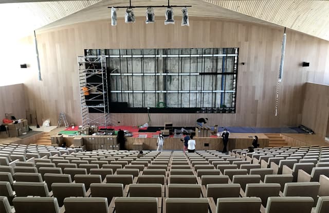 IESE Business School