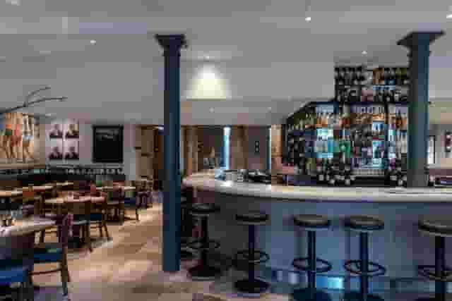 Quod Restaurant & Bar