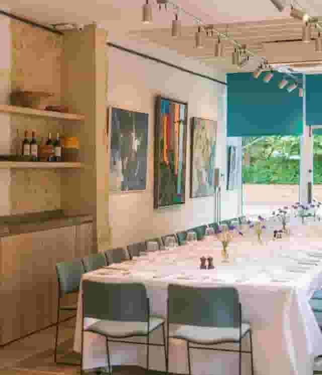 Gees Restaurant & Bar