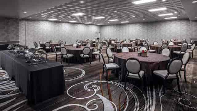 Palace Station Hotel & Casino - image 3