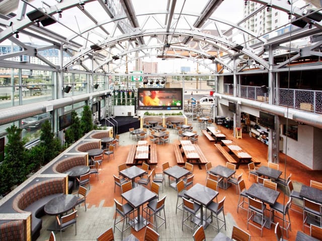 Ellis Island Hotel, Casino & Brewery - image 2