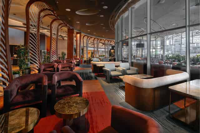 VICE VERSA Patio & Lounge