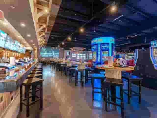 Hotel Jefe at Ojos Locos Sports Cantina y Casino