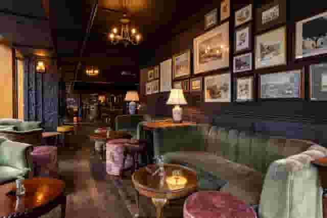 Old Street Tavern