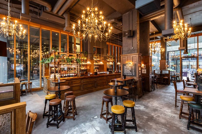 Old Street Tavern - image 1