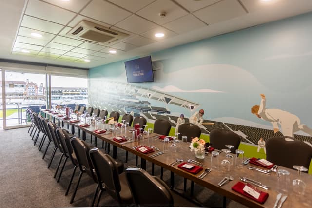 Single Executive Box