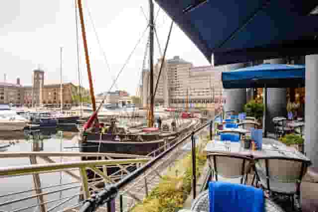 Côte St Katharine Docks