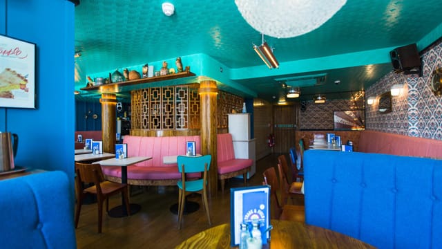 Worlds End Pub - image 3