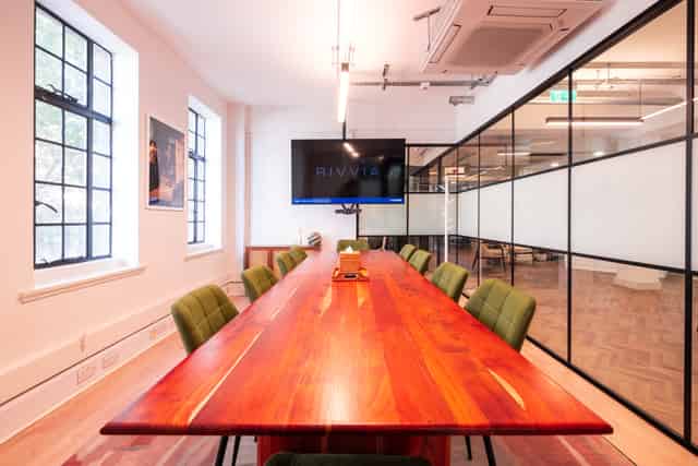 Fleet Boardroom (10-person)