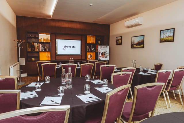 Draycote Hotel - image 3