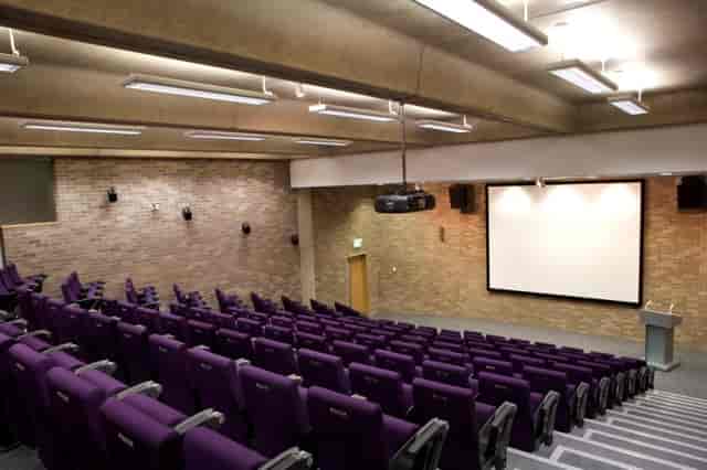 Clare College - image 2