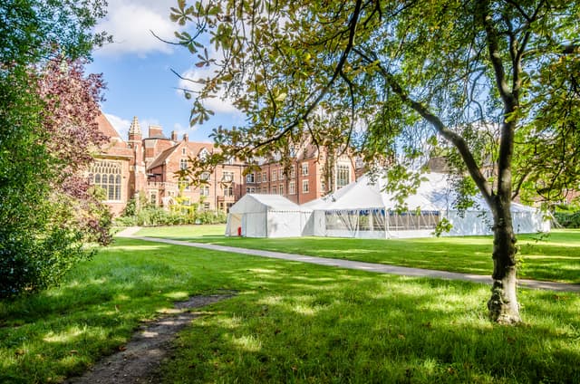 College Gardens