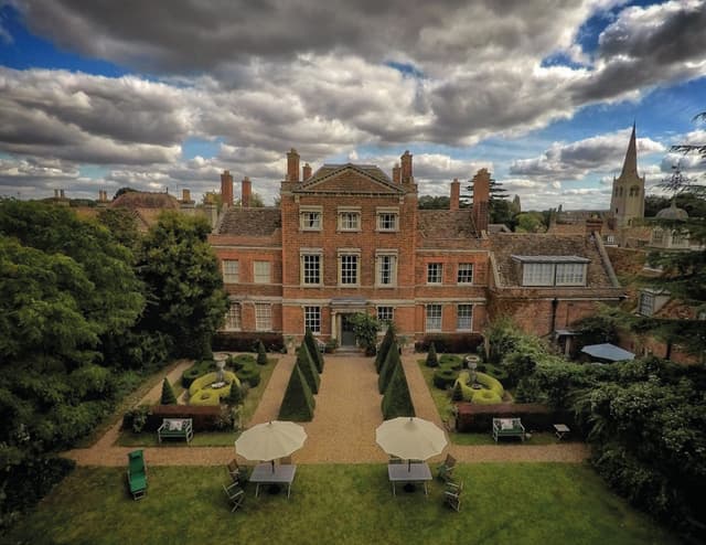 Gardens & Grounds