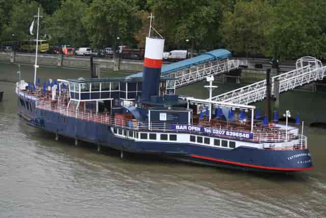 Tattershall Castle Whitehall - image 3