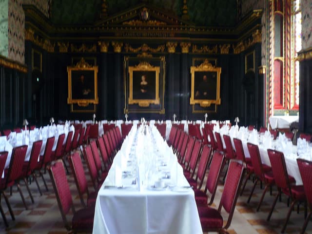 Queens' College
