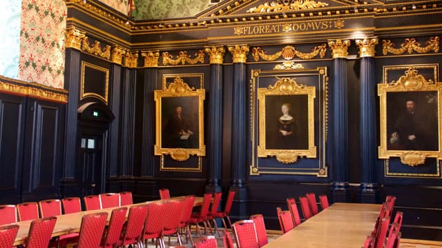 Queens' College