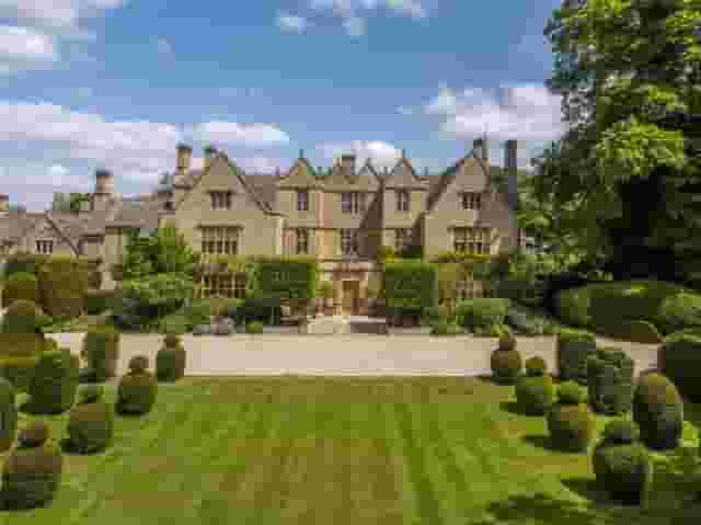 Five-Acre Garden / Grounds