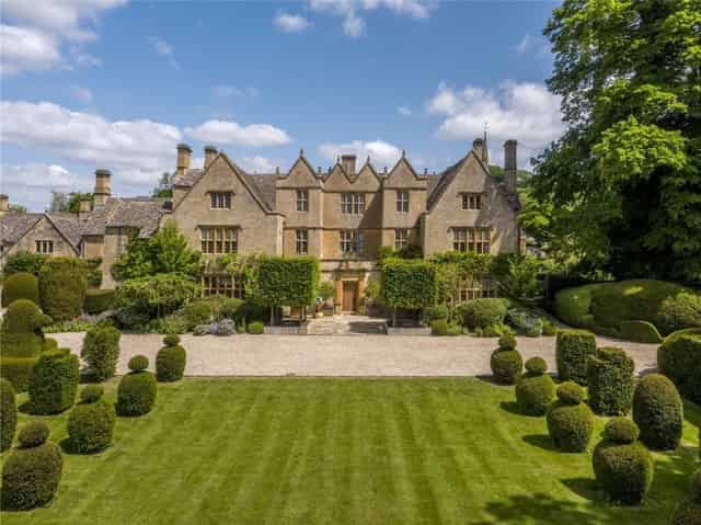 Five-Acre Garden / Grounds