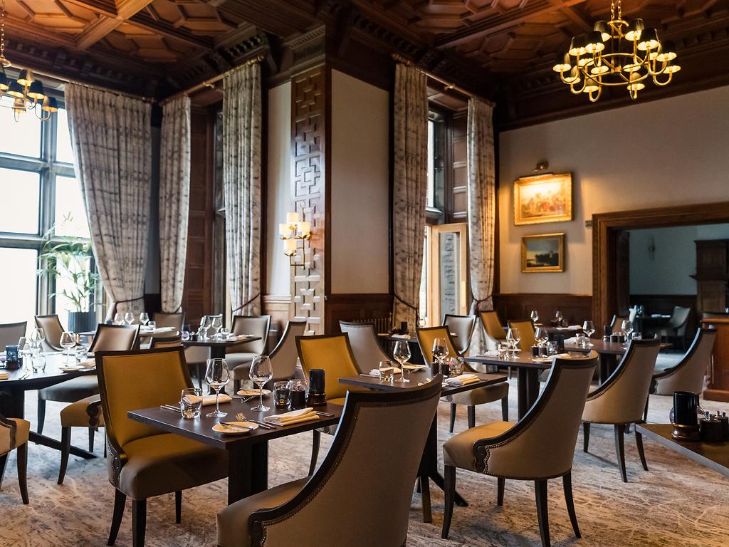 Lake View Lounge at Armathwaite Hall: Sophisticated venue for corporate dinners and board meetings. - Banner