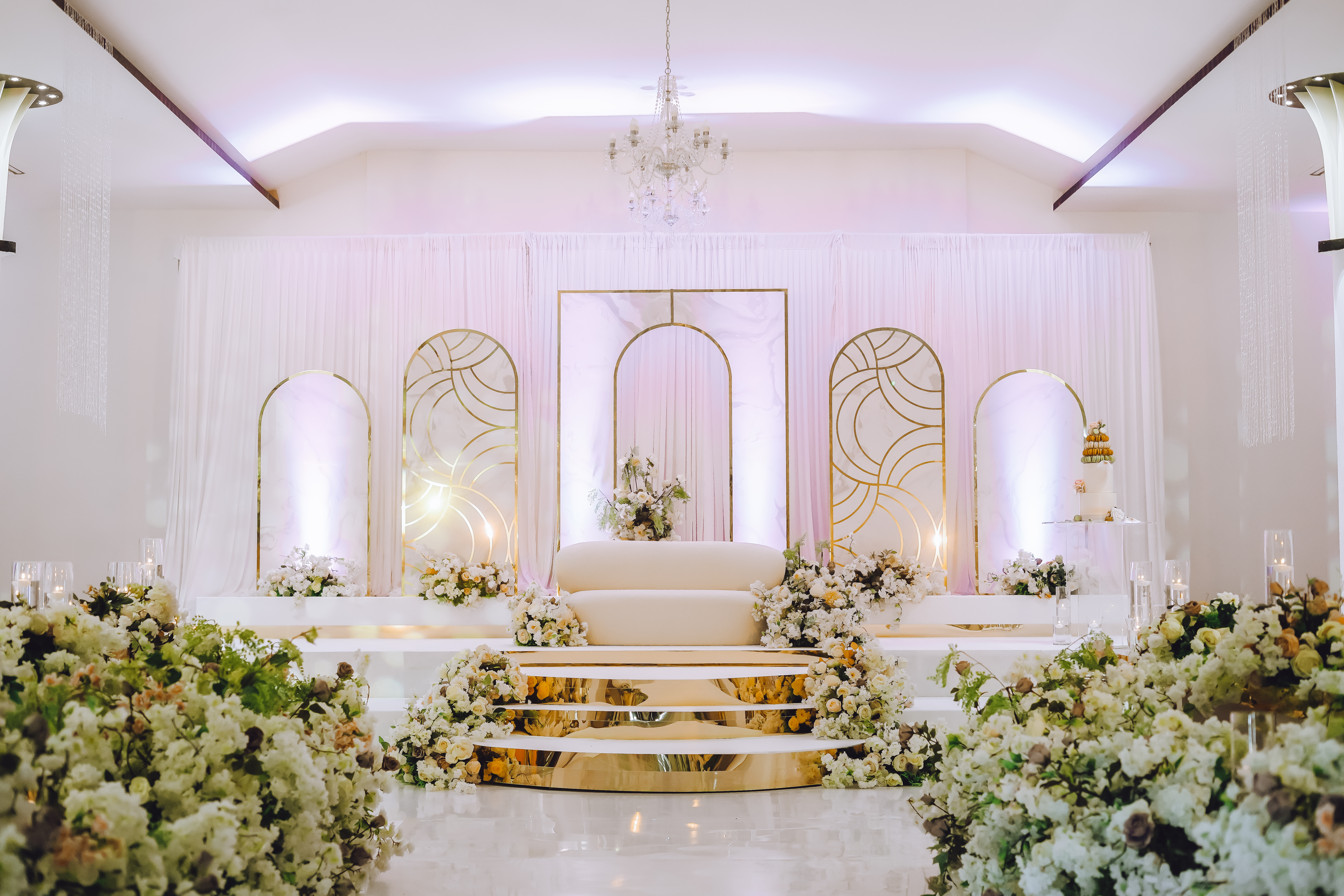 Lakeside Hotel & Spa - image 1