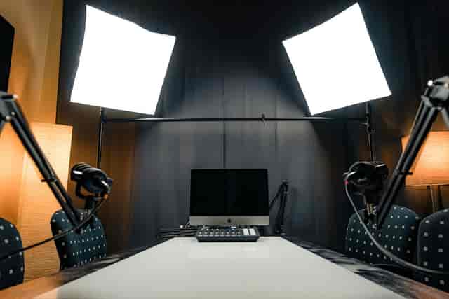 THE LODGE PODCAST STUDIO - image 2