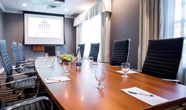 Cambridge Meeting Room