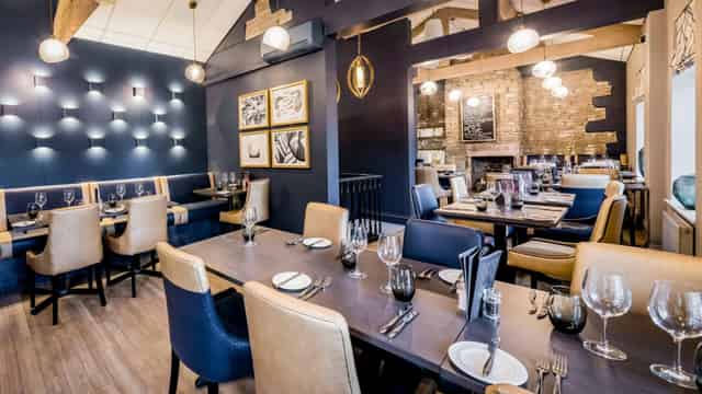 Restaurant/Dining Room