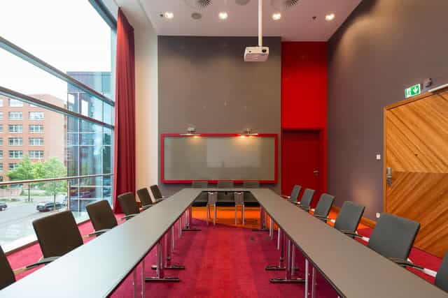 Radisson Blu Hotel Frankfurt - image 3