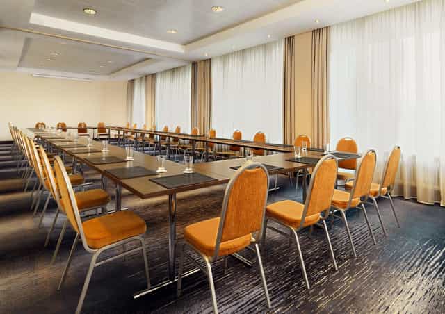 Sheraton Frankfurt Airport Hotel and Conference Center - image 3