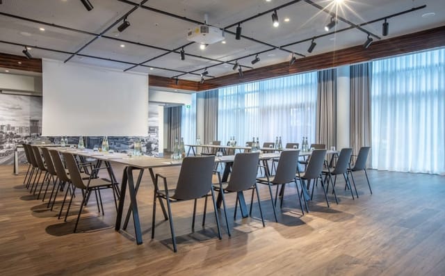 Radisson Blu Hotel, Frankfurt - image 3