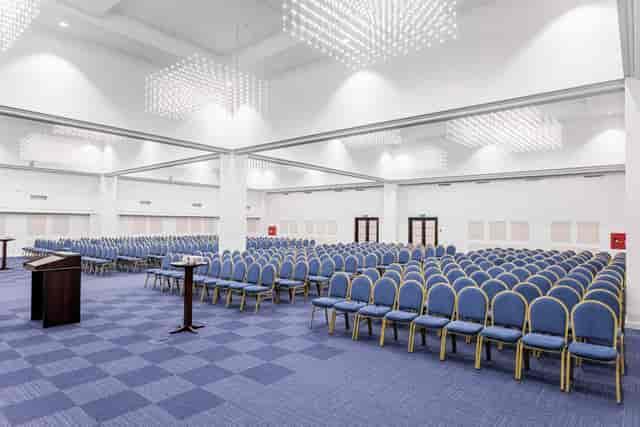 Park Hotel Almaty - image 2