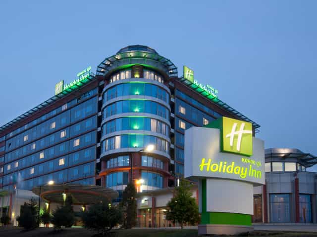Holiday Inn Almaty - image 2