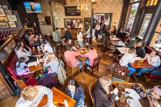 East Dulwich Tavern - image 2