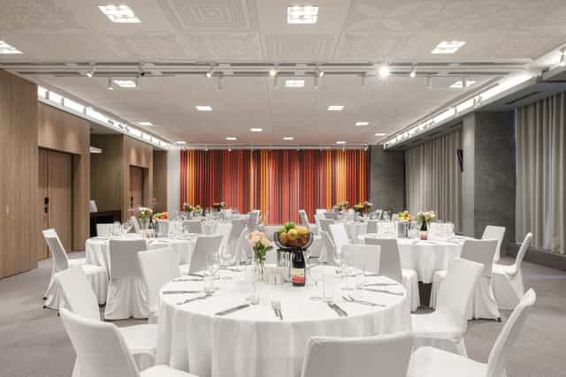 Novotel Almaty City Center - image 2