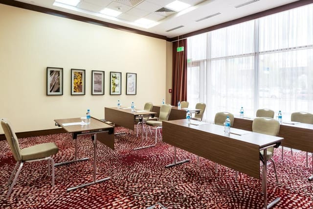 Wyndham Garden Astana - image 2