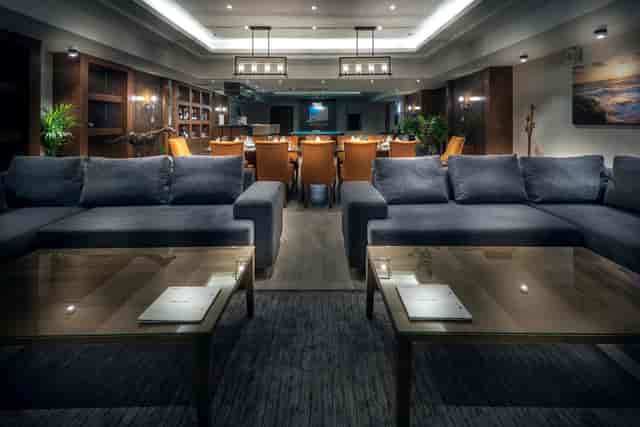 Comfort Hotel Astana - image 2
