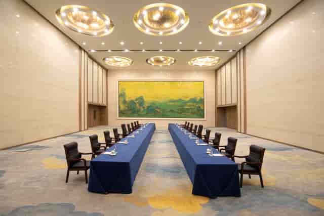 Beijing Palace Soluxe Hotel Astana - image 3