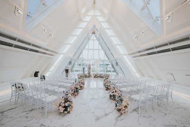Main Hall Astana wedding venue: minimalist monochromatic architecture for luxury event styling.